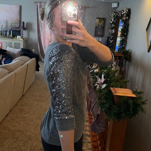 Sweater - size extra small - Picture 3 of 3